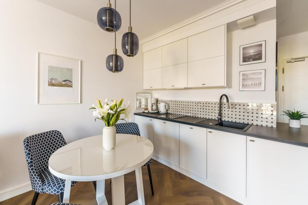 Apartamenty Lighthouse Mrzezyno Bagian luar foto