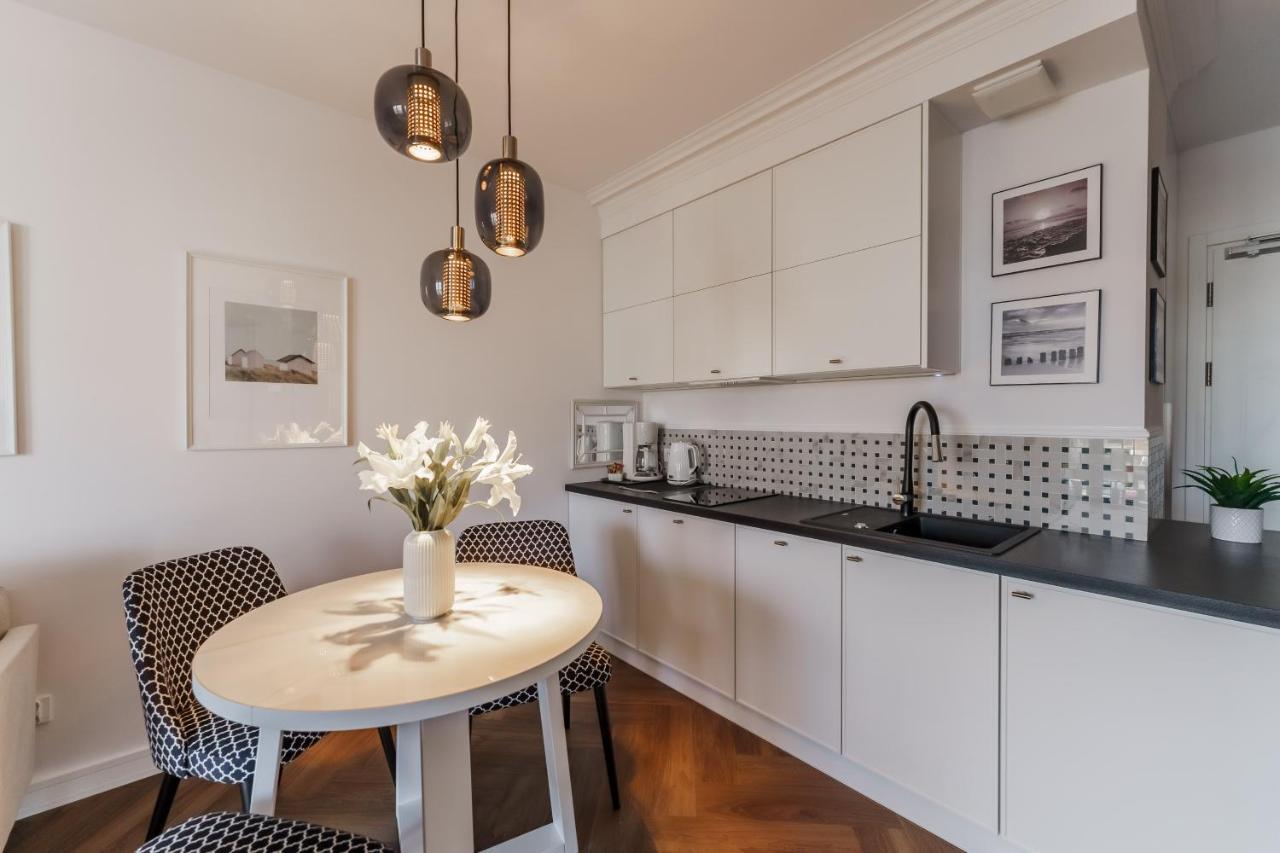 Apartamenty Lighthouse Mrzezyno Bagian luar foto