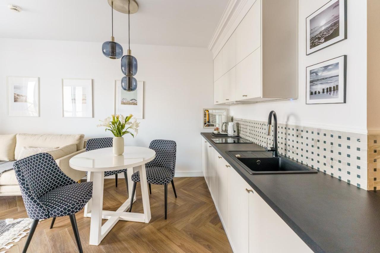 Apartamenty Lighthouse Mrzezyno Bagian luar foto